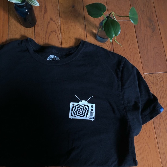 Vans black tee shirt - Picture 2 of 3